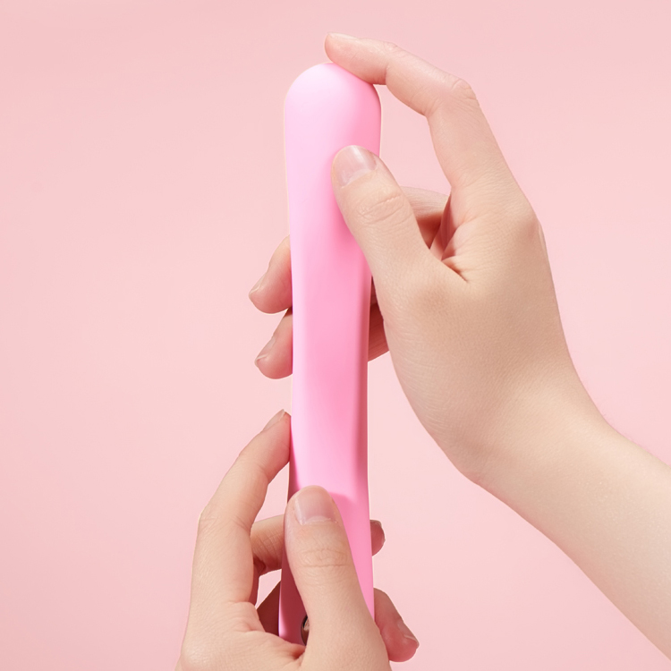 Rechargeable Dildo Vibrator with G-Spot Clitoris Stimulating Sex Toy