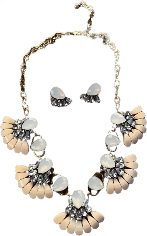 Yellowish Fan-shaped Zircon Necklace Earrings Set